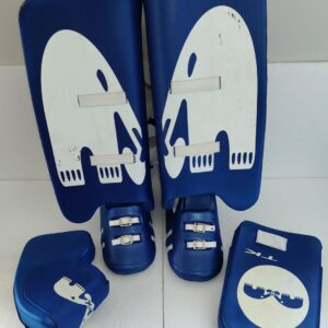 TK 4 Junior Field Hockey Goalkeeper Set Combo - Medium Blue/White - As New