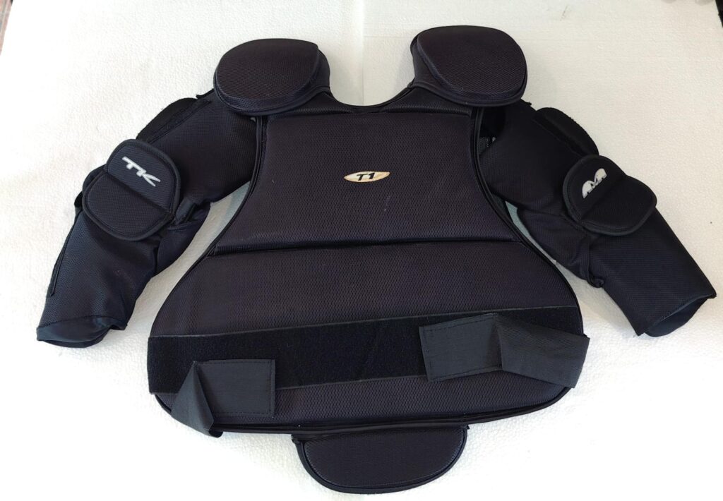 TK T1 Field Hockey Goalkeeper Body Armour Large black chest and arm protection