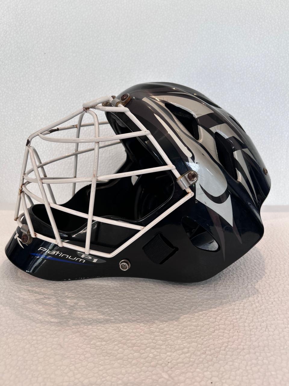 TK P1 Platinum Field Hockey Goalkeeper Helmet Large black white with metal face cage