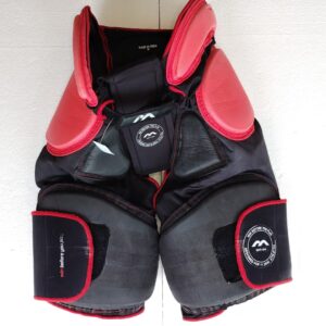 Mercian Elite goalkeeper padded shorts Medium Large black red field hockey protection