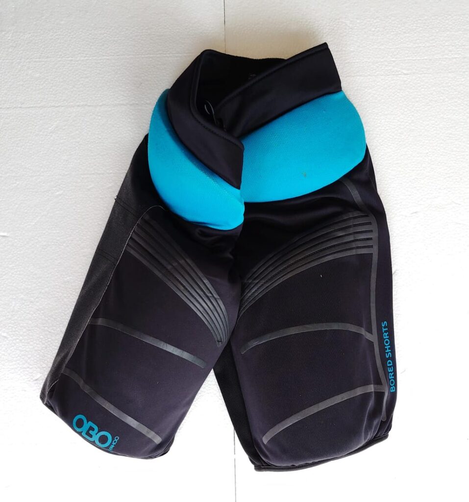 OBO Yahoo Bored Shorts Large black blue field hockey goalkeeper pants