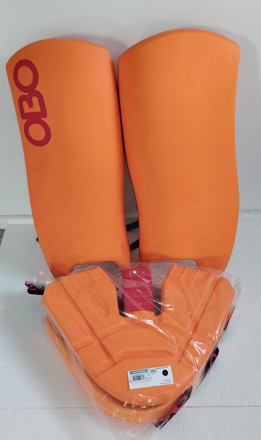 OBO OGO Pads and Kickers Large orange junior field hockey goalkeeper set