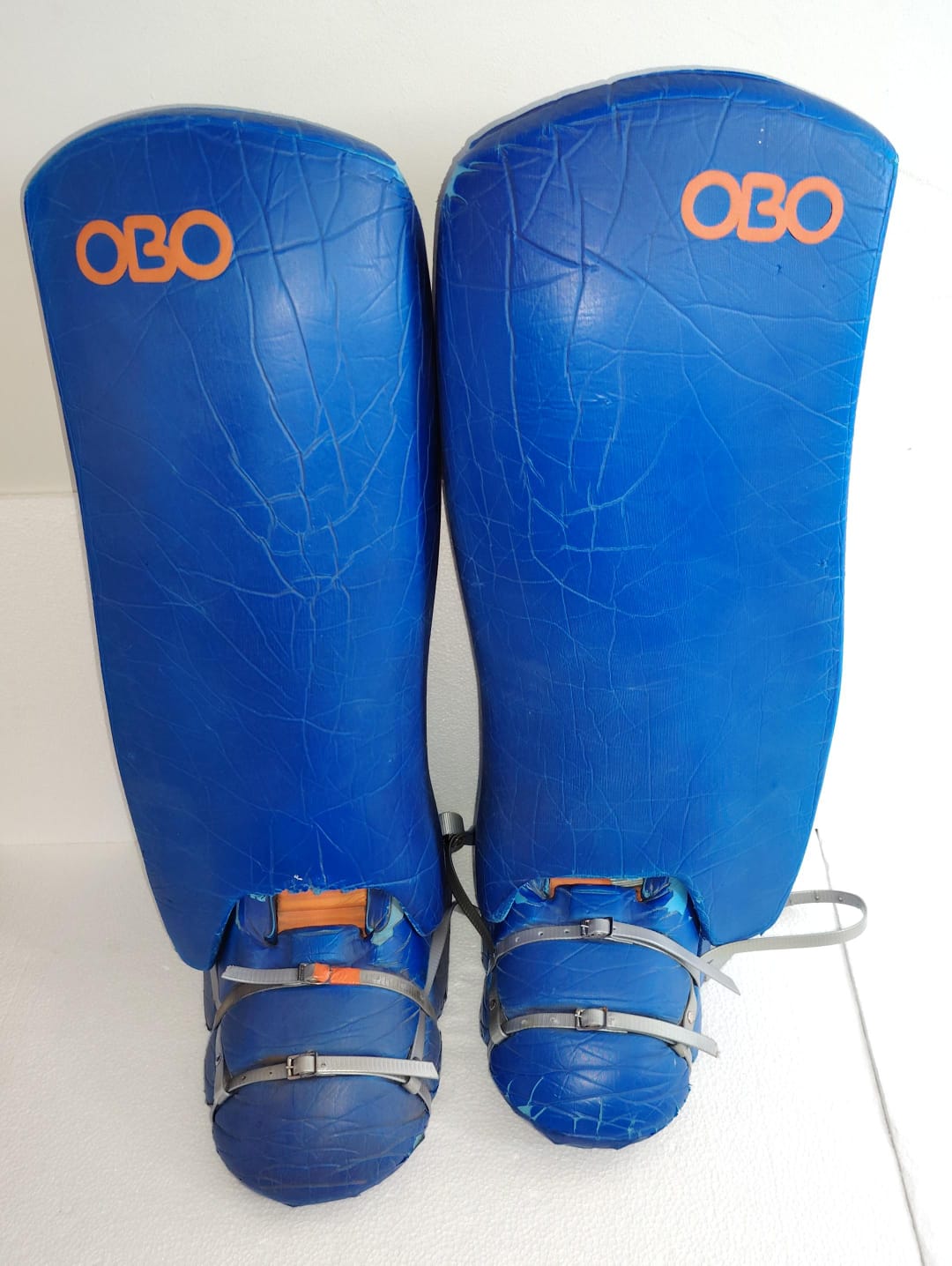 OBO Yahoo Pads and Kickers Large blue orange field hockey goalkeeper set